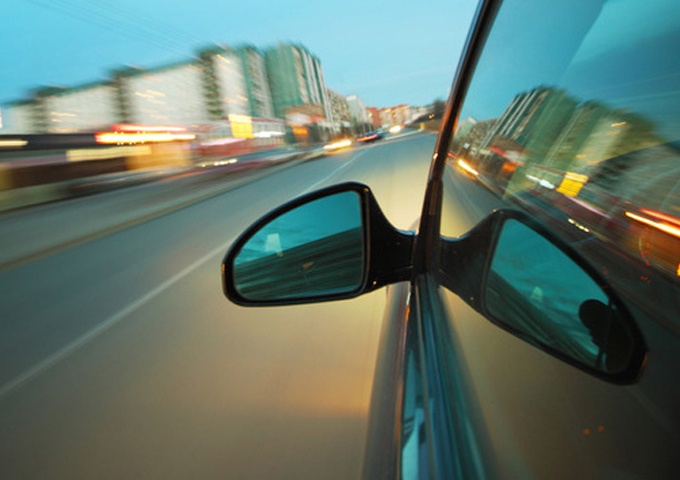 Olympia Moving Side Mirror View